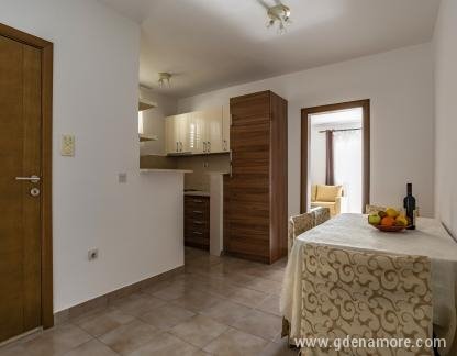 Apartmaji Drašković, zasebne nastanitve v mestu Petrovac, Črna gora - DUS_9824