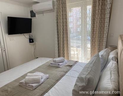 Apartmaji Vico 65, zasebne nastanitve v mestu Igalo, Črna gora - IMG-20220610-WA0045