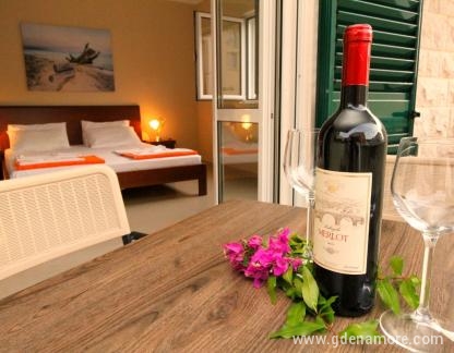 VILLA PAŠTROVKA, privat innkvartering i sted Miločer, Montenegro - početna