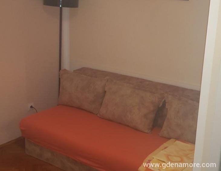 IMG-b57905da19ec2c78e219e032bed98a1b-V