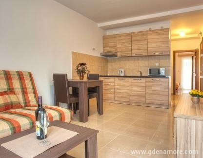 Maison d'hôtes Maslina, logement privé à Petrovac, Monténégro - 59C9EFAE-DFA3-4753-8A1D-928267335B07