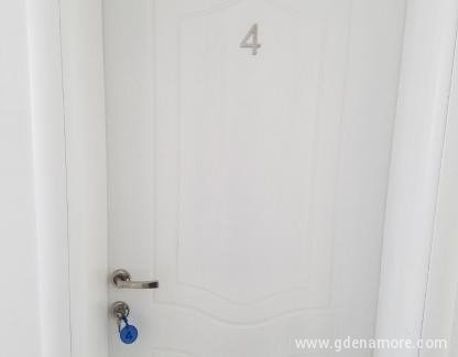Apartmani AMB, privatni smeštaj u mestu Utjeha, Crna Gora