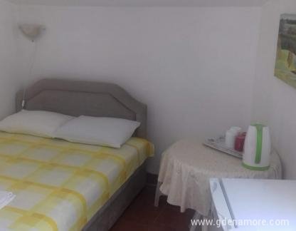 Apartmani Mira, частни квартири в града Bečići, Черна Гора - viber_slika_2023-05-15_15-09-45-663
