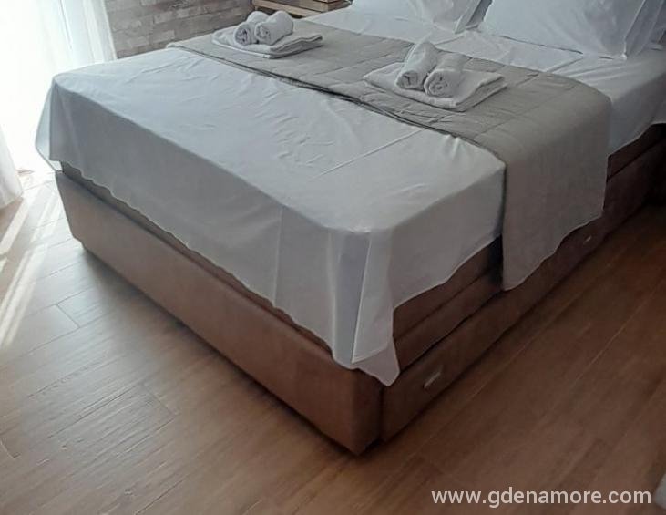 IMG-d16b6cfafdd29cd2bf56027d4efe6fa6-V