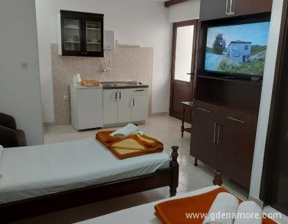 Guest House 4M Gregović, privatni smeštaj u mestu Petrovac, Crna Gora - IMG-4aff2812052701ccffe1a0afa9274c23-V