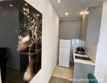 Apartmaji Baničević, zasebne nastanitve v mestu Djenović, Črna gora - 5D819D7B-3059-4613-8D37-38AA2200DF9C