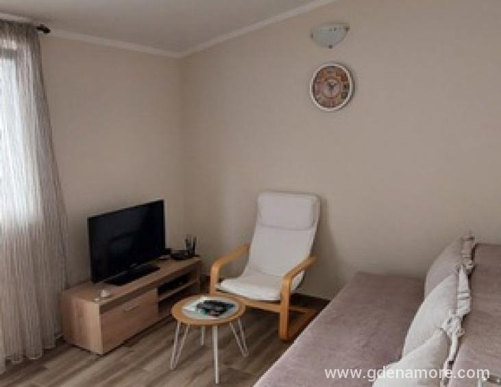 IMG-75a11ae81b5a75d56b077b21dd7148cc-V