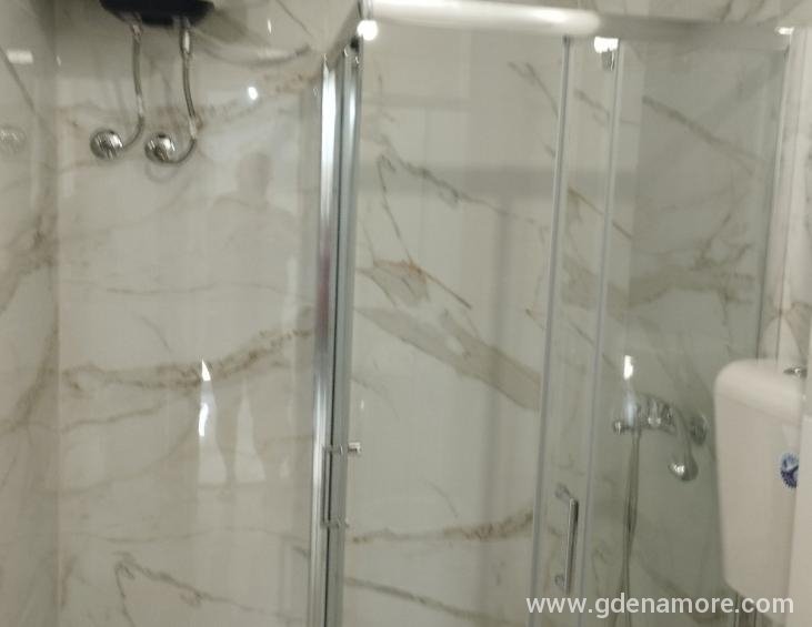 IMG-7bb5b33f64a3d92c9c2b2e801824ca1a-V