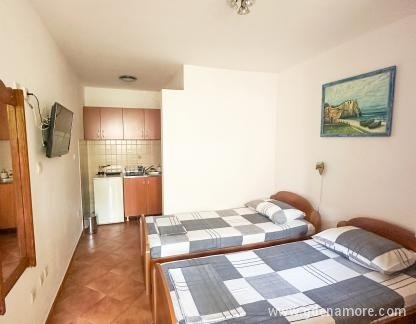 Kuća Vukadinović, privatni smeštaj u mestu Budva, Crna Gora - Apartman