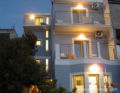 Апартаменти Маркович Сутоморе, частни квартири в града Sutomore, Черна Гора - 1