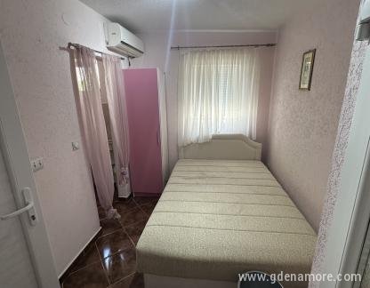 Apartmani Ivanovic, частни квартири в града Sutomore, Черна Гора - IMG_0937