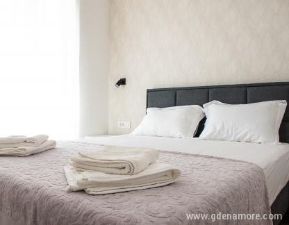 КОНСУЛСКИ АПАРТАМЕНТ, частни квартири в града Radanovići, Черна Гора - apartmani-031