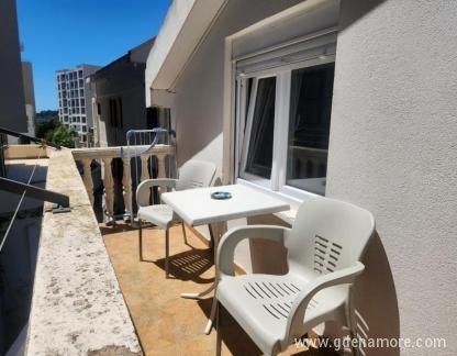 Apartmani Sunčani Bečići, частни квартири в града Bečići, Черна Гора - becici-budva-img-2