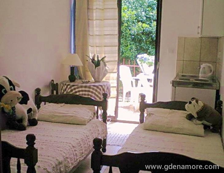 Dvokrevetni-apartman-Djenovici