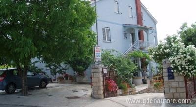 Apartmani Orbanić, privatni smeštaj u mestu Cres, Hrvatska