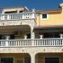 Apartments Milka, privatni smeštaj u mestu Vodice, Hrvatska - Kuća