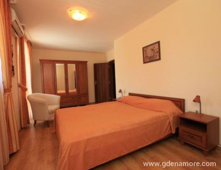 Apartment-bedroom