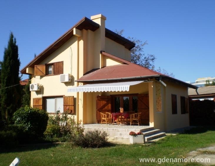 Villa Binny