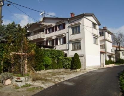družinska hi&scaron;a Lago, zasebne nastanitve v mestu Rupa, Hrva&scaron;ka - Apartmani LAGO
