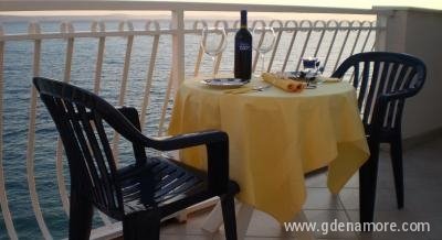 Apartmants Z, privatni smeštaj u mestu Omiš, Hrvatska