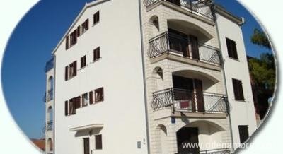 APARTMANI OPACAK, privatni smeštaj u mestu Čiovo, Hrvatska