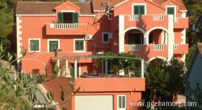Villa JUPPY, privatni smeštaj u mestu Brač Supetar, Hrvatska