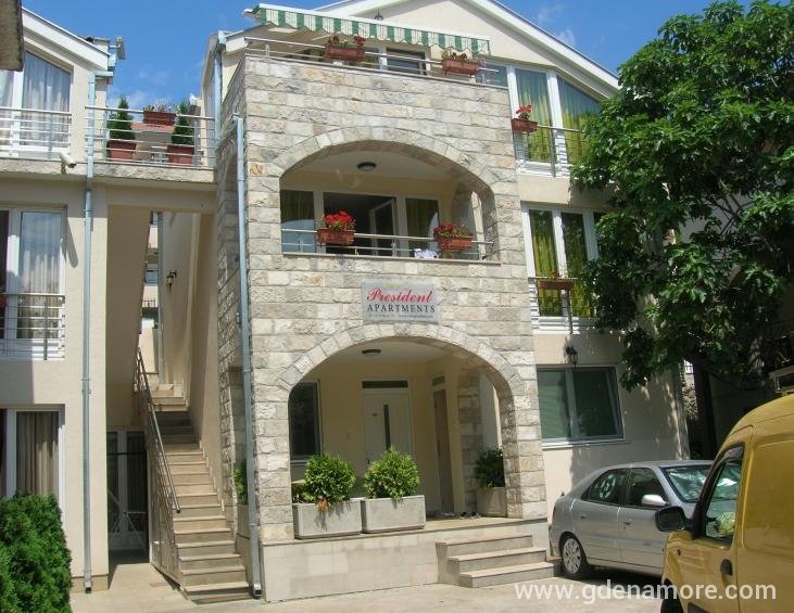 PRESIDENT APARTMANI