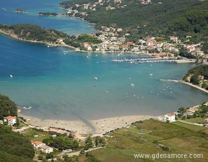 Appartamenti Tuh, alloggi privati a Rab, Croazia