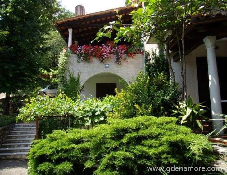 villa sandalj