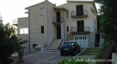 APARTMANI MILA MAKARSKA, privatni smeštaj u mestu Makarska, Hrvatska