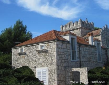 VILLA KA&Scaron;TIL: BUONA IN PRESTAGIONE, alloggi privati a Korčula, Croazia - vila Ka&scaron;til