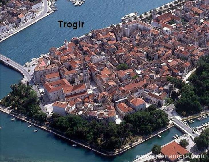 Trogir Čiovo Apartmani Tomi