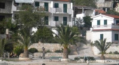 APARTMAN TONI, privatni smeštaj u mestu Trogir, Hrvatska