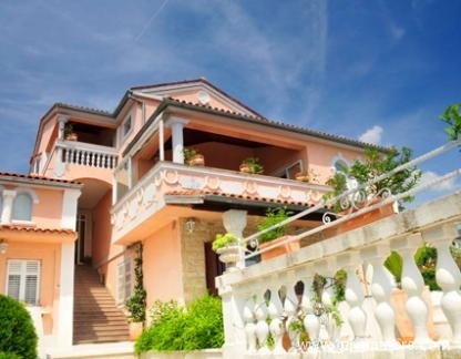 Villa Barbara, privatni smeštaj u mestu Lovran, Hrvatska - Villa Barbara 