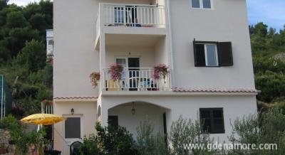 Kuća apartmani Despotović, privatni smeštaj u mestu Vis, Hrvatska
