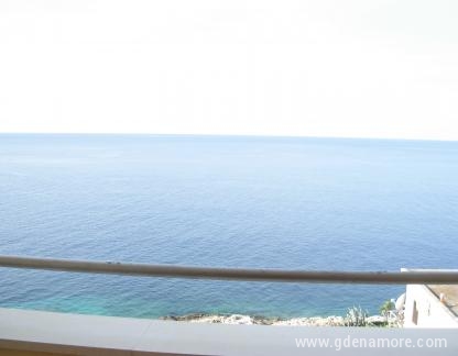 Apartments Dinko and Ivana, private accommodation in city Hvar, Croatia