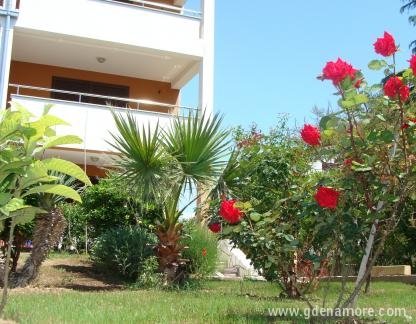 Apartments Stojanov, private accommodation in city Pako&scaron;tane, Croatia