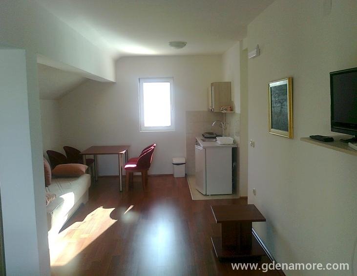 apartman br.4